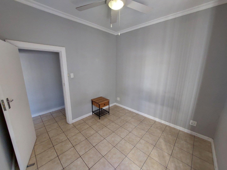 To Let 4 Bedroom Property for Rent in Claremont Western Cape